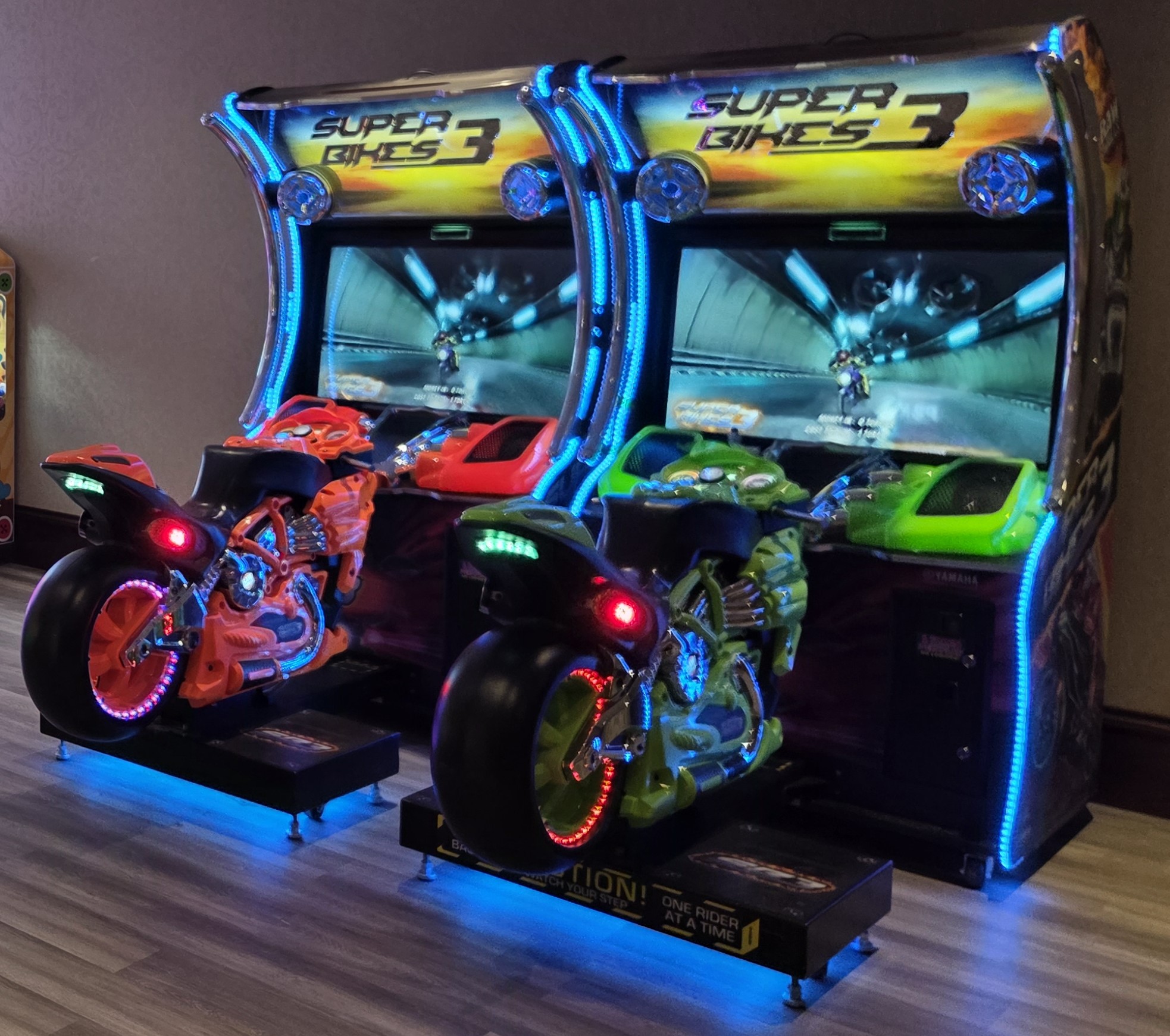 Super Bikes 3 Twin Setup