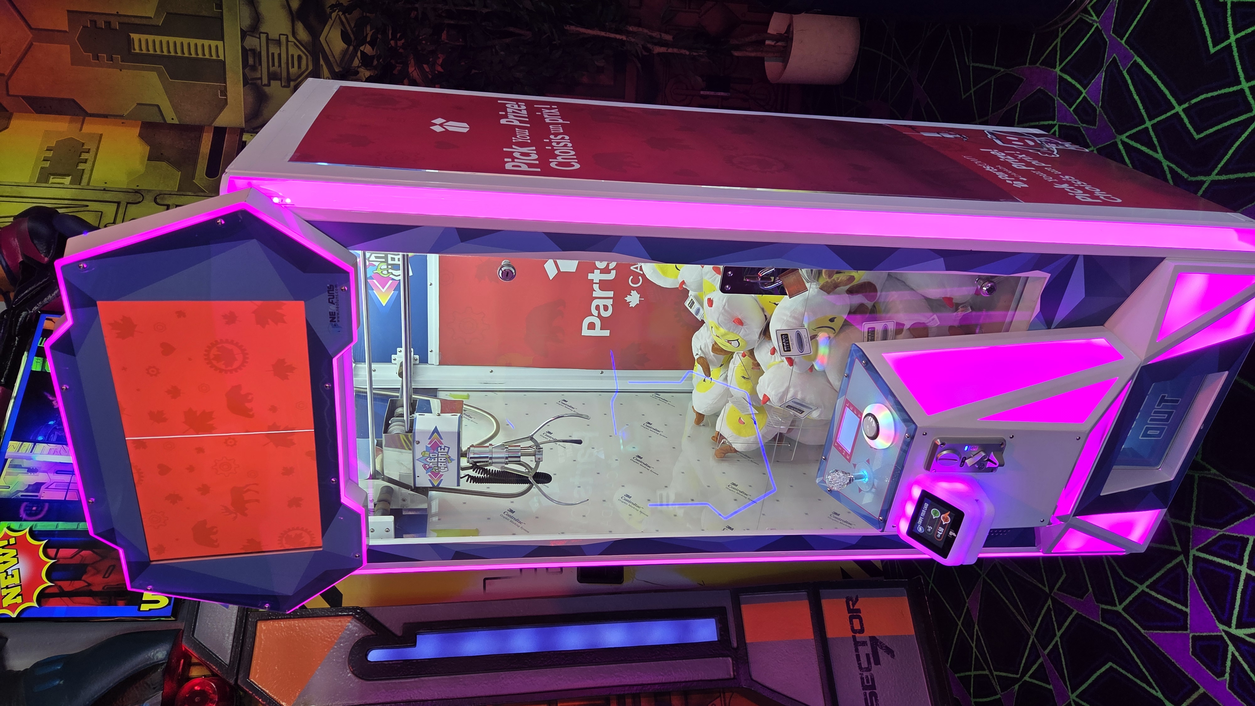 Neo Crane Custom Branding