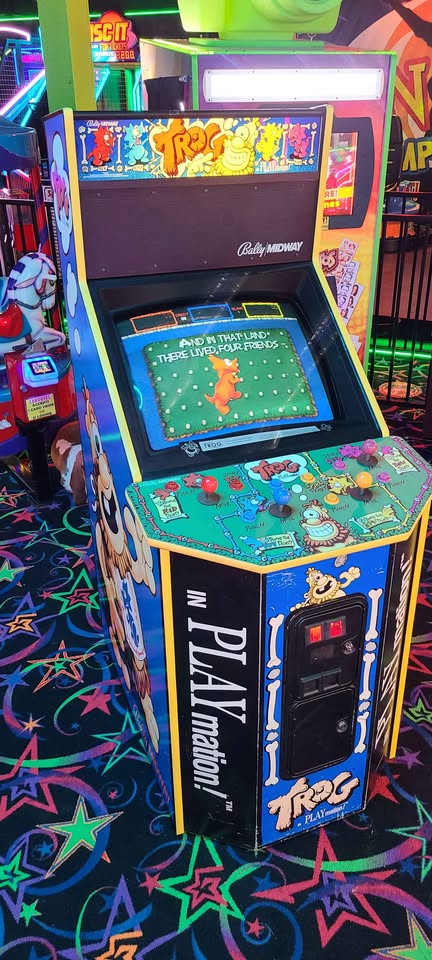 Midway Trog Classic Arcade Game