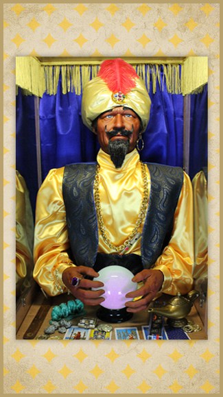 Zoltar Close Up