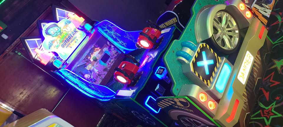 Zombie Outbreak Water Spray Redemption Ticket Game